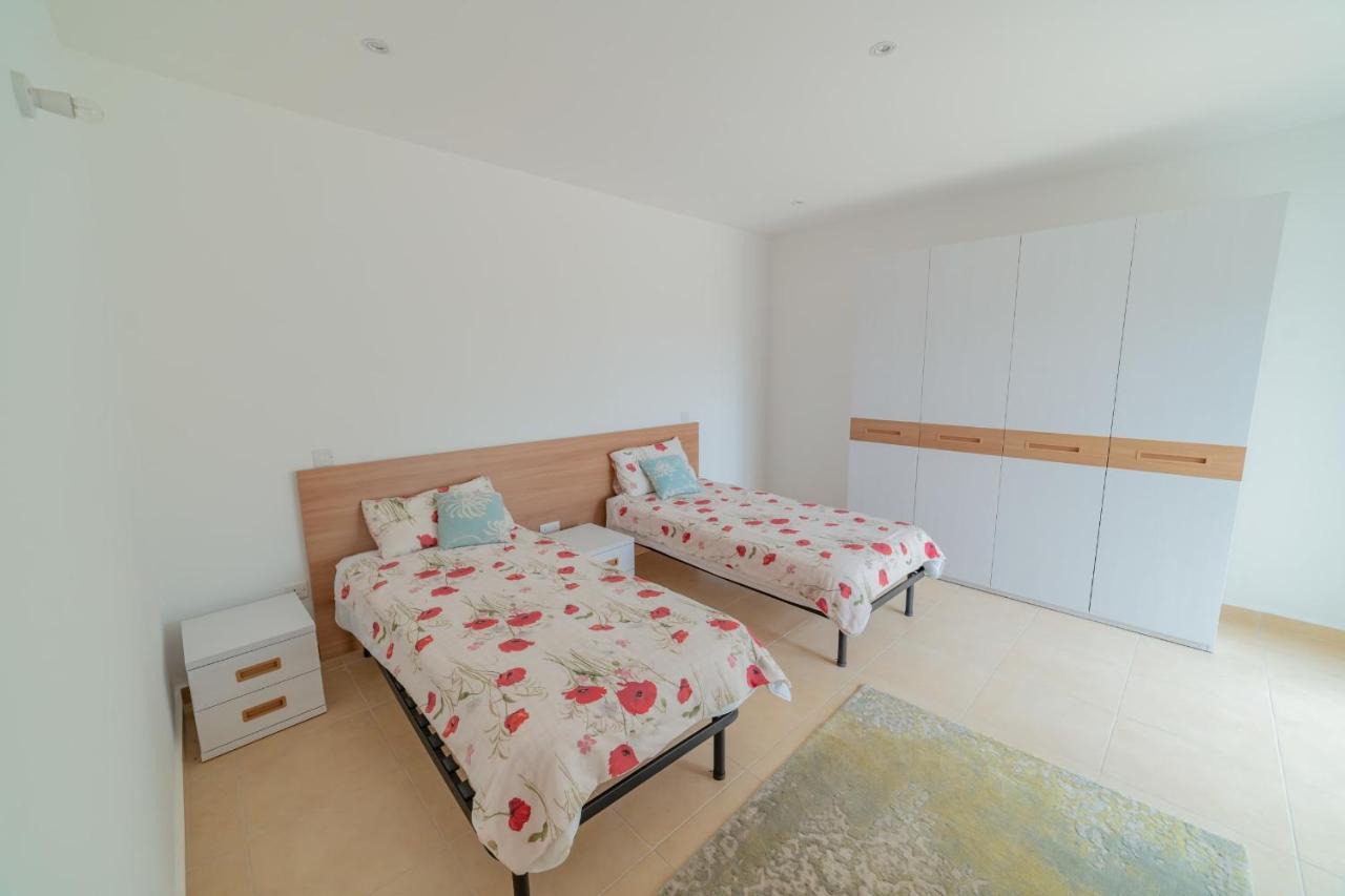 Luxury Seaview & Pool-Hosted By Sweetstay Mellieħa Zewnętrze zdjęcie